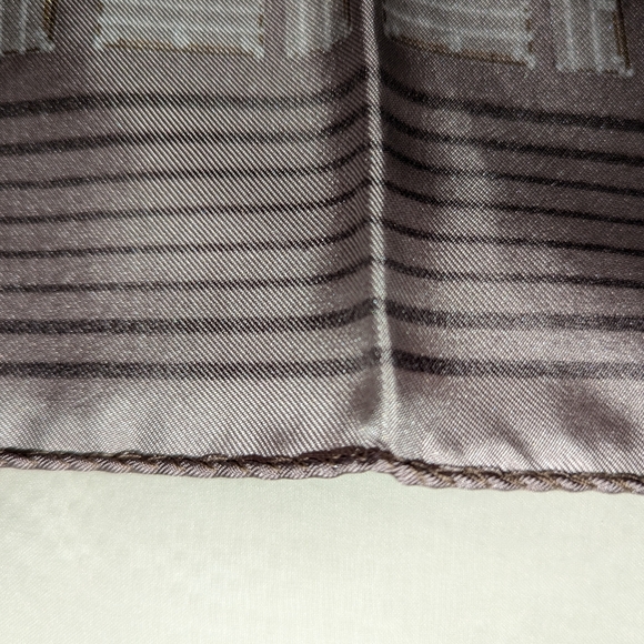 Louis Vuitton Trunks Silk Scarf with Gift Box Purple Brown LNC COA - Picture 8 of 13